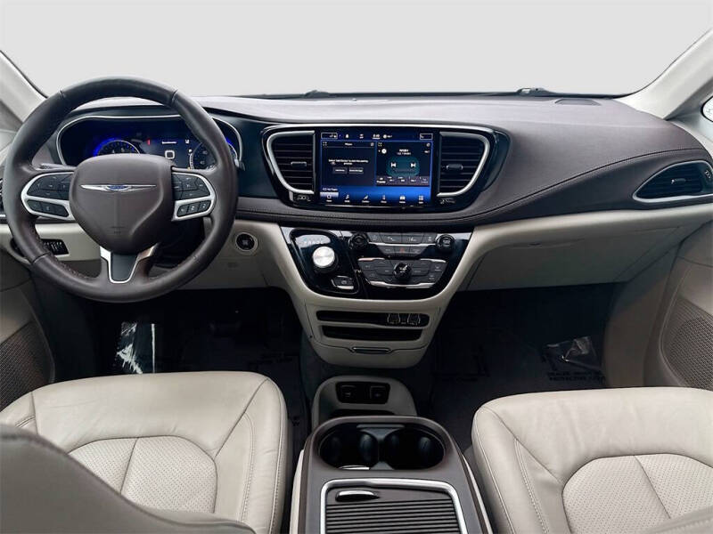 2021 Chrysler Pacifica Touring L