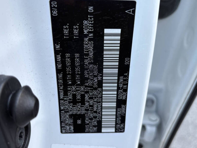 2020 Toyota Highlander L