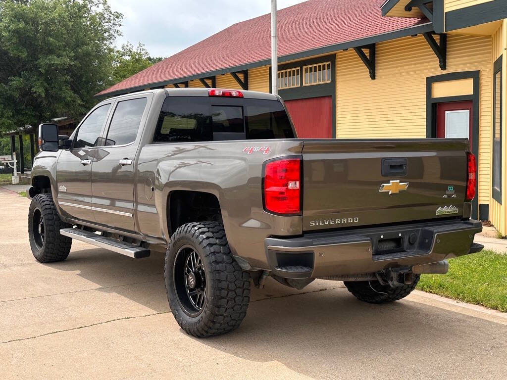 2015 Chevrolet Silverado 2500HD for sale at BANKERS AUTOS in Denton, TX