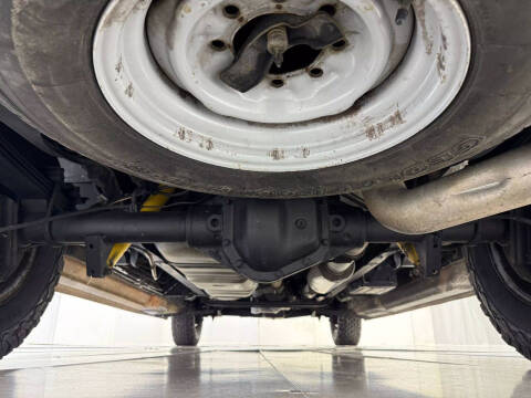 2002 Ford E-Series E-350 SD XLT