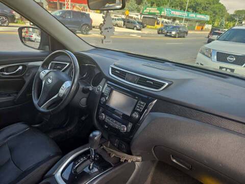 2016 Nissan Rogue SL