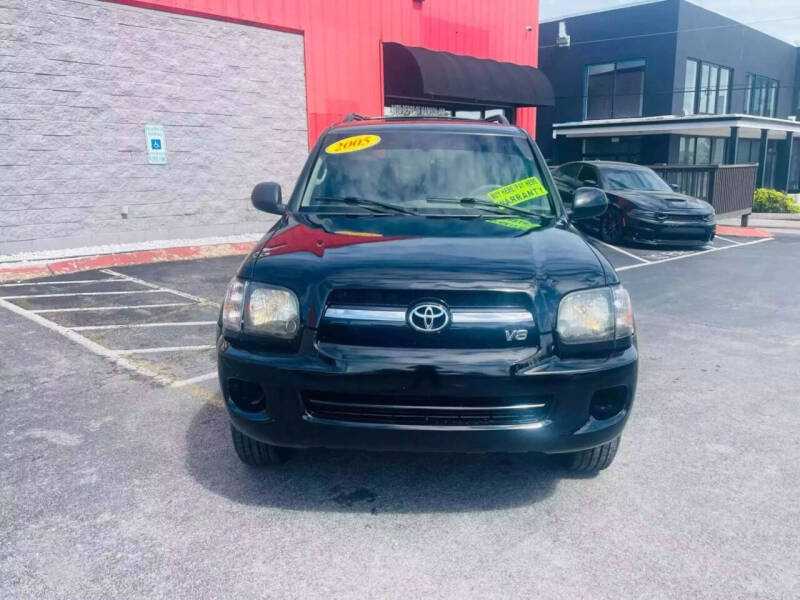 2005 Toyota Sequoia SR5