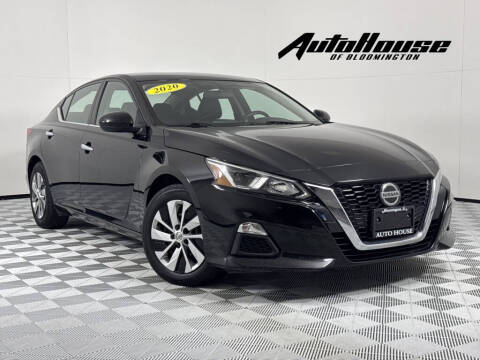 2020 Nissan Altima for sale at Auto House of Bloomington in Bloomington IL