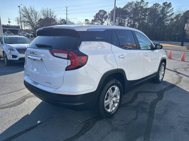 2024 GMC Terrain SLE