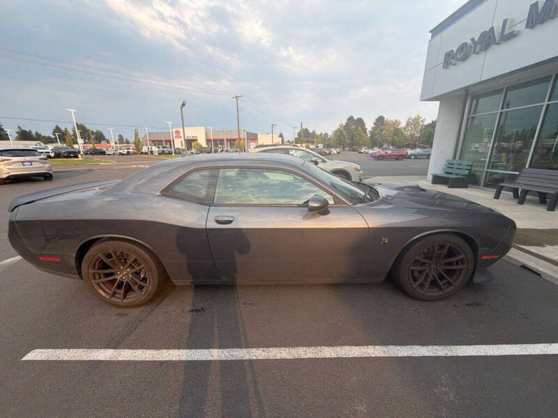 2021 Dodge Challenger