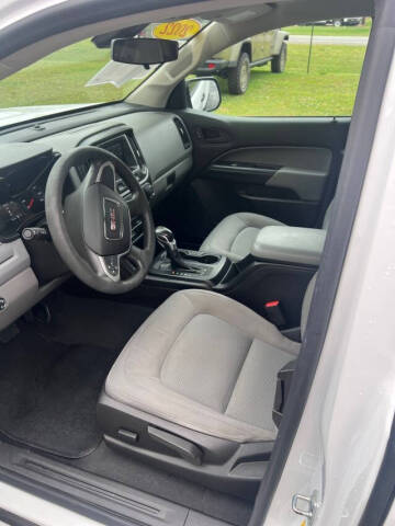 2022 GMC Canyon Elevation Standard