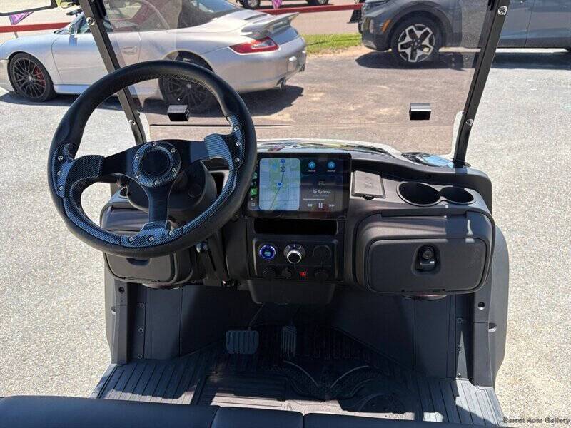 2026 VENOM STEALTH 4 SEATER
