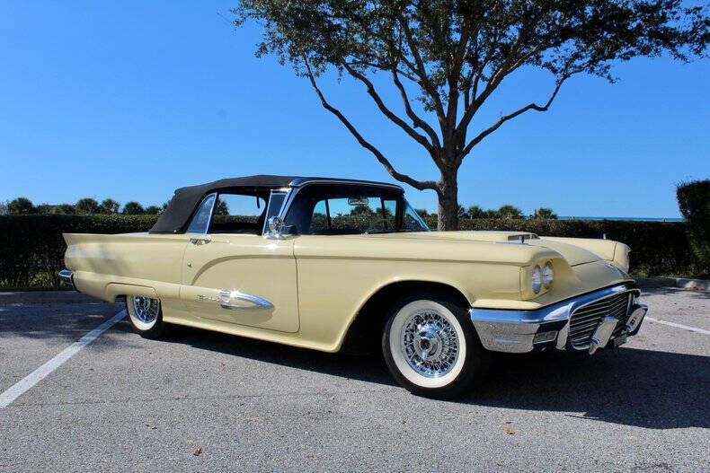 1959 Ford Thunderbird