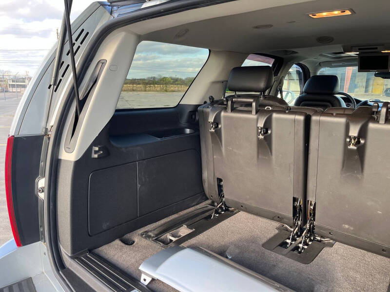 2010 Cadillac Escalade Luxury