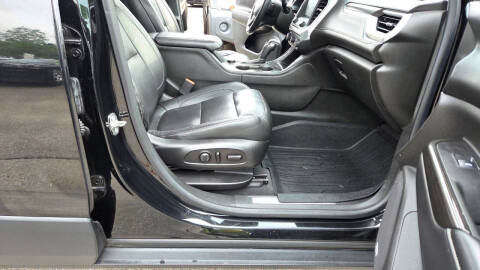 2017 GMC Acadia SLT-1