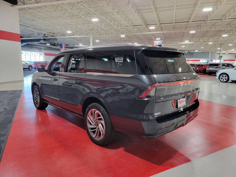 2025 Lincoln Navigator L Reserve