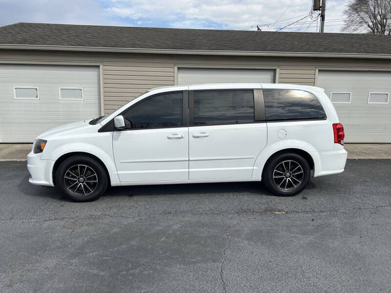 2014 Dodge Grand Caravan for sale at Sunset Motors 1 LLC in Yorktown IN
