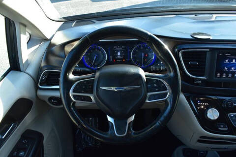 2019 Chrysler Pacifica Touring L