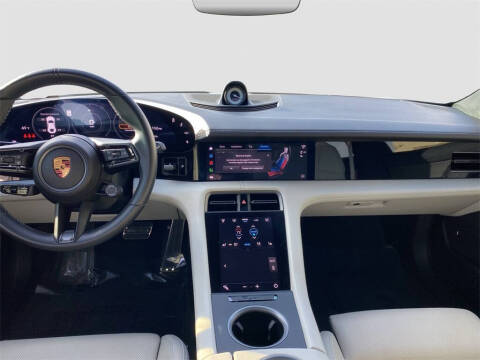 2020 Porsche Taycan Turbo