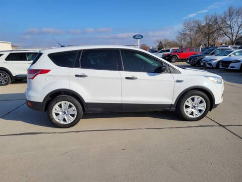 2016 Ford Escape S