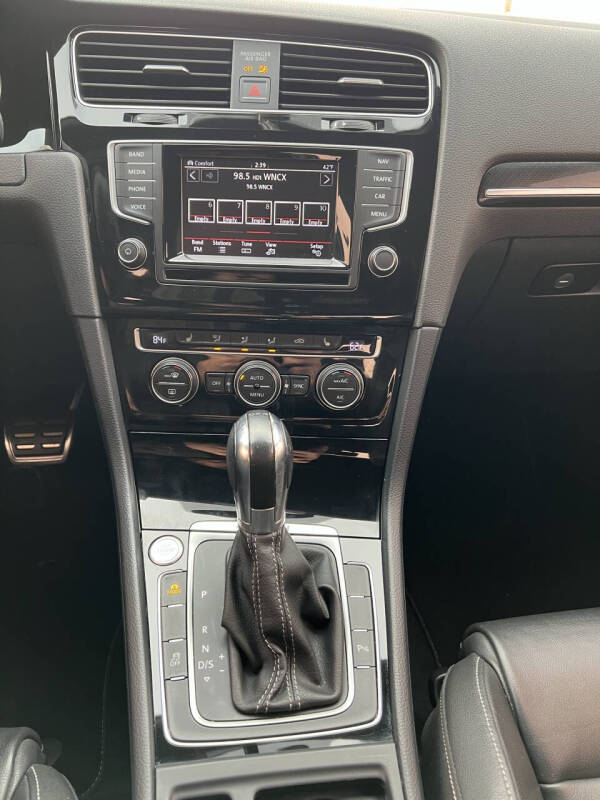 2015 Volkswagen Golf R 4Motion