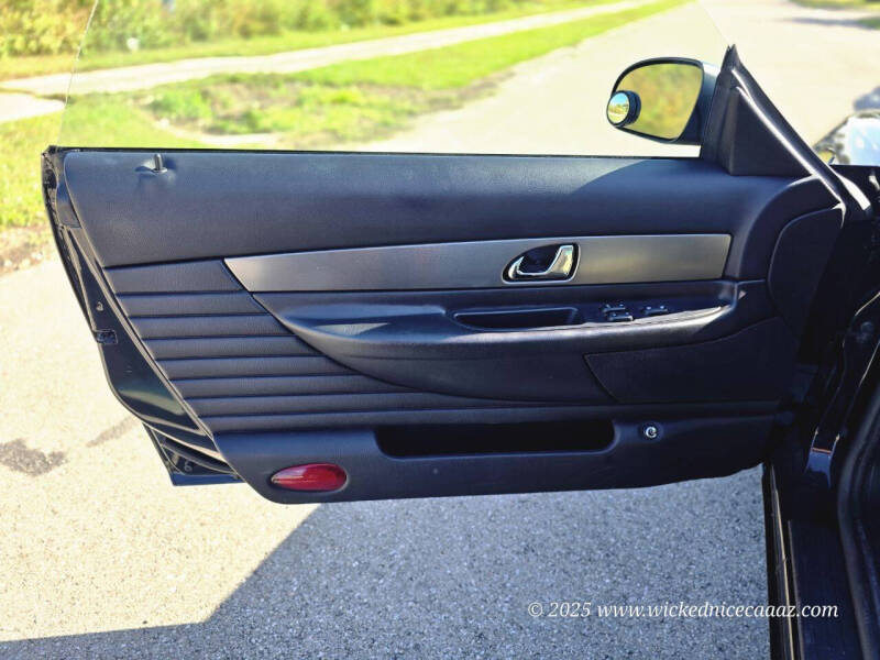 2005 Ford Thunderbird Deluxe