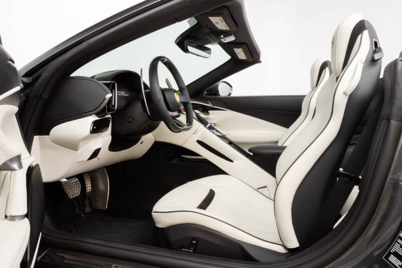 2024 Ferrari Roma Spider