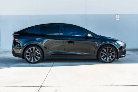 2022 Tesla Model X Plaid