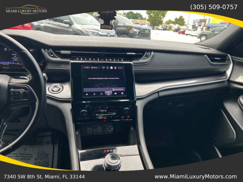 2022 Jeep Grand Cherokee Altitude