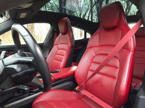 2020 Porsche Taycan Turbo