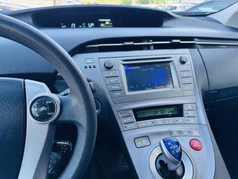 2014 Toyota Prius Three