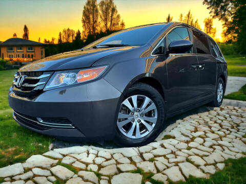 2015 Honda Odyssey for sale at Carma Auto Group in Duluth GA