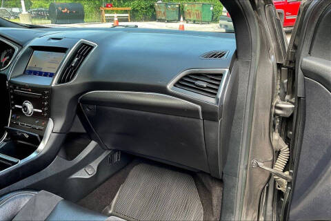 2019 Ford Edge ST
