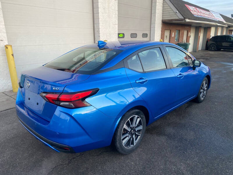 2021 Nissan Versa SV