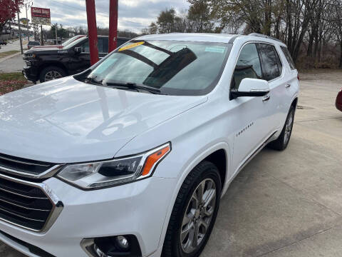 2018 Chevrolet Traverse for sale at Azteca Auto Sales LLC in Des Moines IA