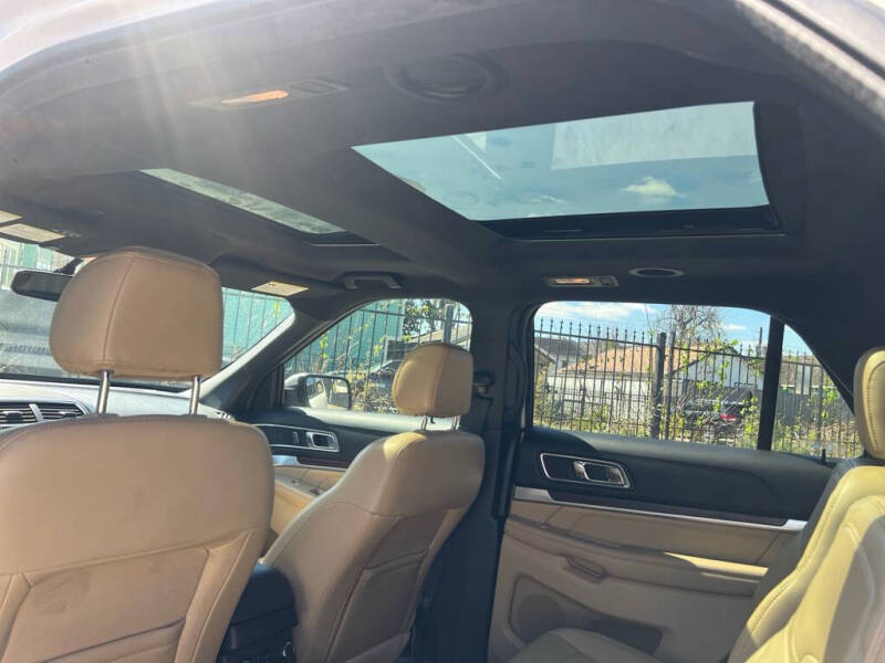 2017 Ford Explorer Limited