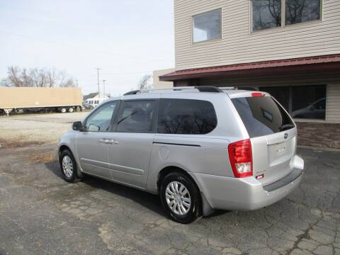 2012 Kia Sedona for sale at Settle Auto Sales STATE RD. in Fort Wayne IN