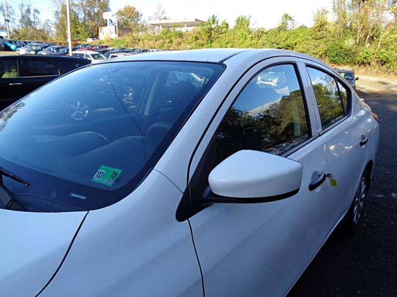 2016 Nissan Versa 1.6 S