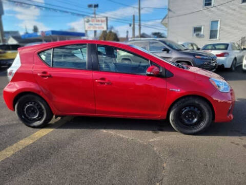 2013 Toyota Prius c Three