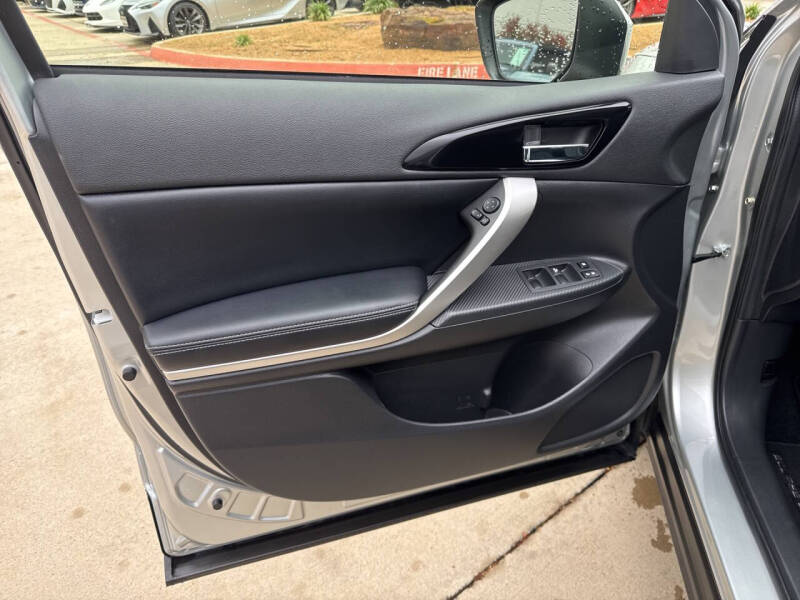 2025 Mitsubishi Eclipse Cross SE