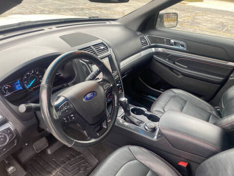 2017 Ford Explorer Sport