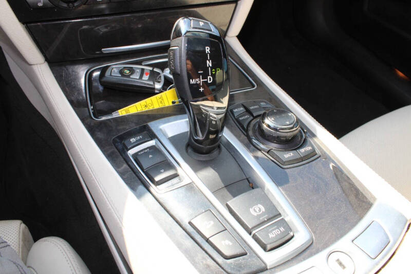 2013 BMW 7 Series 750Li xDrive