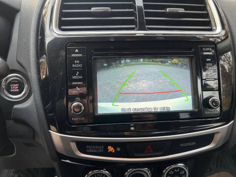 2016 Mitsubishi Outlander Sport 2.4 SE