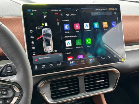 2025 VinFast VF8 Plus