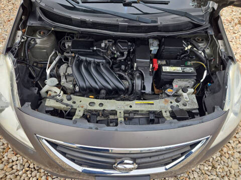 2012 Nissan Versa 1.6 S