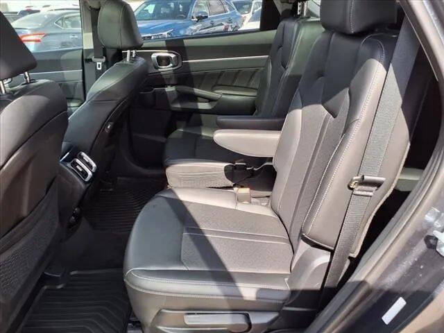 2023 Kia Sorento SX