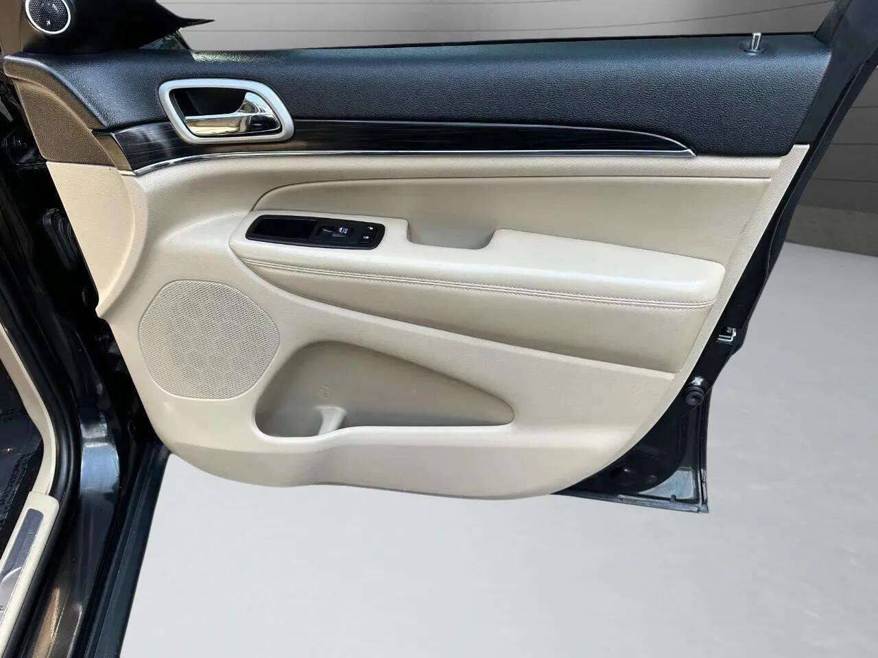 JeepGrand Cherokee39