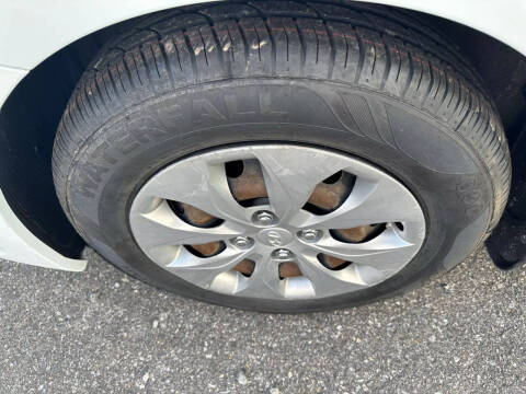 2015 Hyundai Accent GS