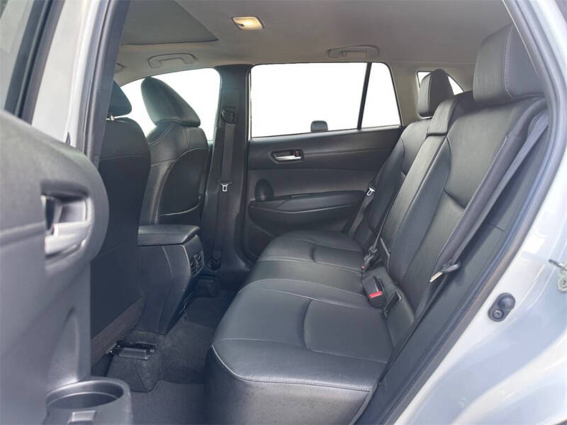 2022 Toyota Corolla Cross XLE