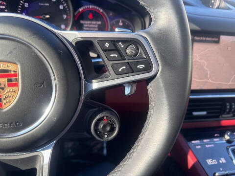 2023 Porsche Cayenne Coupe Platinum Edition