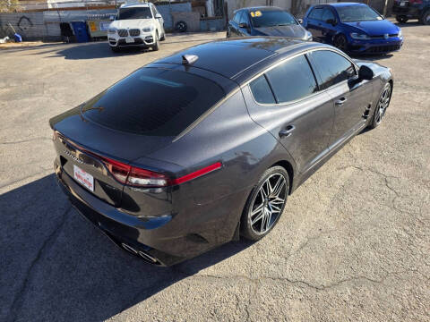 2022 Kia Stinger GT1