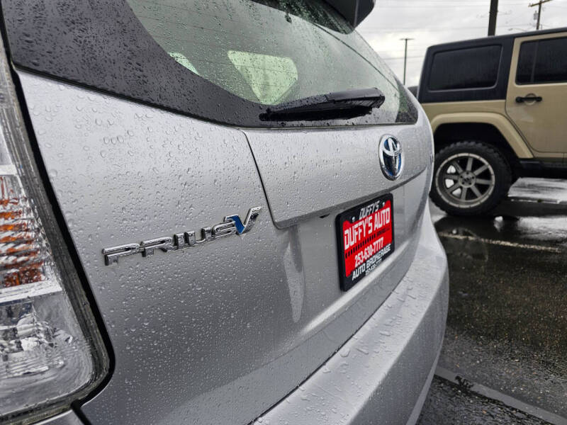 2012 Toyota Prius v Two