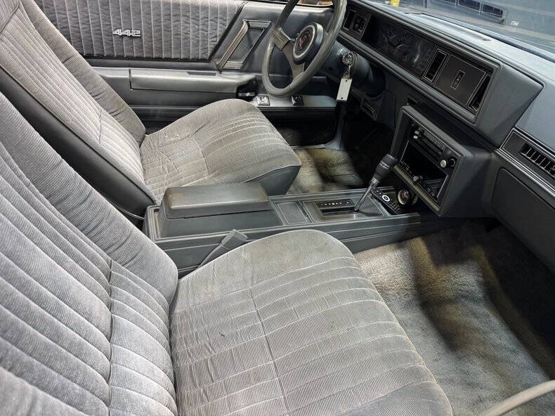 1987 Oldsmobile Cutlass Supreme