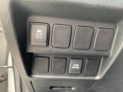2015 Nissan Pathfinder SV