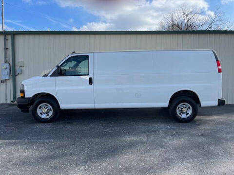 2023 Chevrolet Express 2500